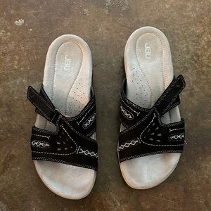 JBU Black and Gray Slide Sandals